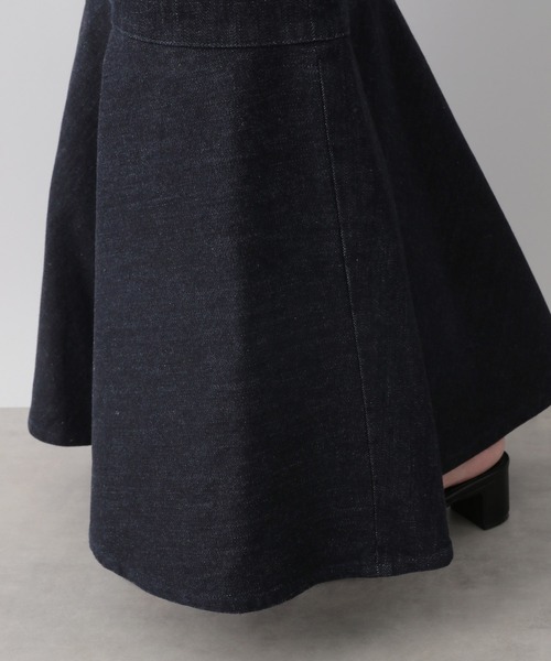 LOWRYS FARM（ローリーズファーム）の「デニムキリカエマーメイドスカート（デニムスカート・レディース・ワンウォッシュ/ブラック・マルチサイズ）」の9枚目の写真