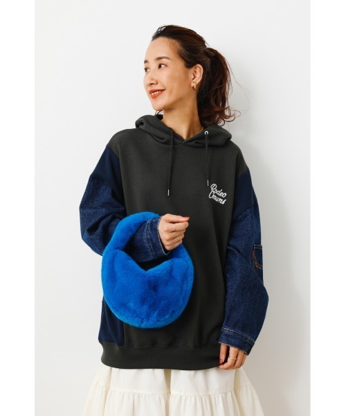RODEO CROWNS WIDE BOWL(ロデオクラウンズワイドボウル)の「COLOR FAUX FUR BAG(ハンドバッグ・レディース・グリーン系その他/ブラック/ブルー・FREE)」の11枚目の写真