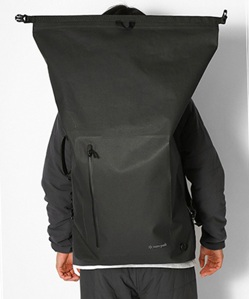 Snow Peak（スノーピーク）の「【SNOWPEAK / スノーピーク】4Way Dry Bag L（バックパック/リュック・メンズ・ブラック・FREE）」の6枚目の写真