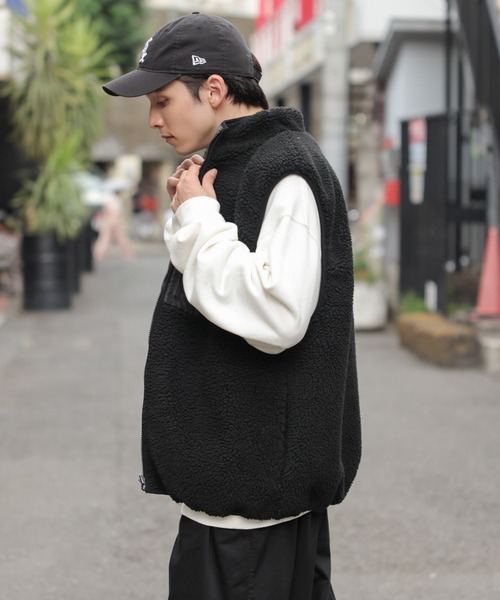 WEGO（ウィゴー）の「WEGO/リバーシブル ボアベスト（ベスト・メンズ・ホワイト/ブラック・MEDIUM/LARGE）」の16枚目の写真