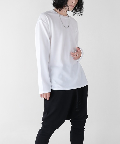 minsobi（ミンソビ）の「ストレッチ無地Tシャツ（Tシャツ/カットソー・メンズ・ホワイト/ブラック/ネイビー/ブラウン・FREE）」の2枚目の写真