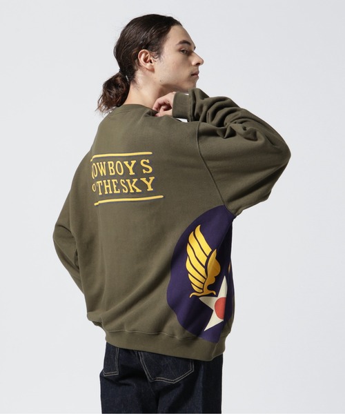 AVIREX（アヴィレックス）の「CLASSIC CREW NECK SWEAT "COWBOY OF THE SKY" / クラシック クルーネック スウェット カウボーイ オブ ザ スカイ / AVIREX / アヴィレックス（スウェット・メンズ・ブラック/その他/オリーブ系/ホワイト・M/XL/2XL/L）」の15枚目の写真