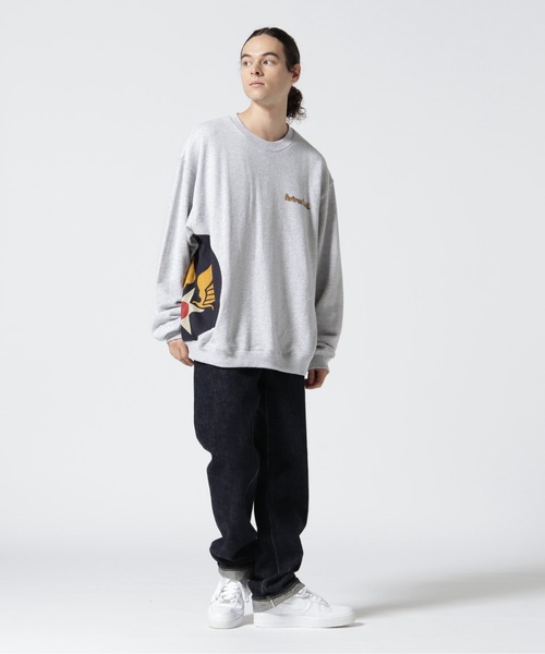 AVIREX（アヴィレックス）の「CLASSIC CREW NECK SWEAT "COWBOY OF THE SKY" / クラシック クルーネック スウェット カウボーイ オブ ザ スカイ / AVIREX / アヴィレックス（スウェット・メンズ・ブラック/その他/オリーブ系/ホワイト・M/XL/2XL/L）」の20枚目の写真