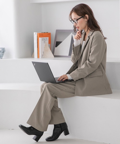 mysty woman（ミスティウーマン）の「ストリングシャーリングプルオーバー　172320（Tシャツ/カットソー・レディース・ブラック/オフホワイト/イエロー/アイボリー・FREE）」の18枚目の写真