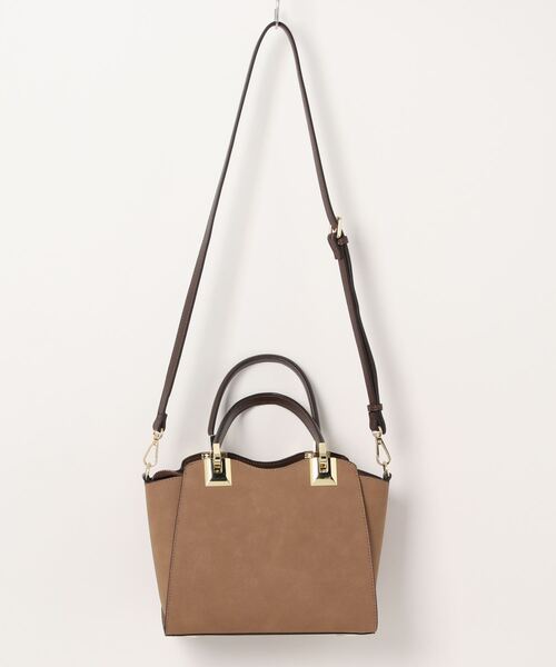 & chouette（アンドシュエット）の「スウェードライク ハンドル金具トート（ハンドバッグ・レディース・ベージュ/ダークグリーン/モカ・FREE）」の6枚目の写真