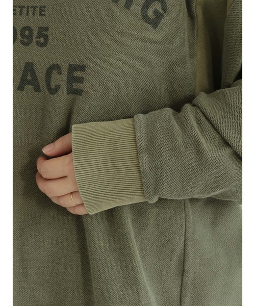 Samansa Mos2（サマンサ モスモス）の「ピグメント加工裏毛切替スウェット（スウェット・レディース・チャコール/ベージュ/カーキ・ﾌﾘ-）」の14枚目の写真