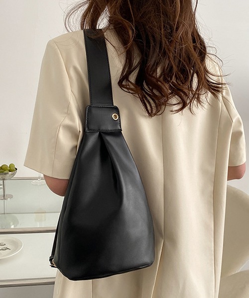  ★正規品★Iconic Bumbag ボディーバッグ/追跡付 BUM BAG – Blvck Paris - Japan