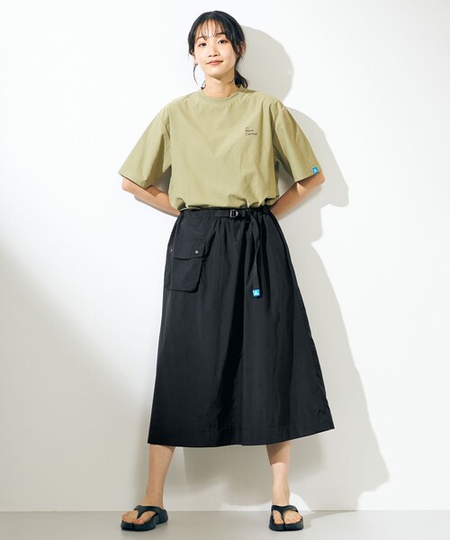 SHARE PARK（シェアパーク）の「【撥水加工】マウンテンスカート（スカート・レディース・アイボリー系/ブラック系・MEDIUM/SMALL）」の4枚目の写真