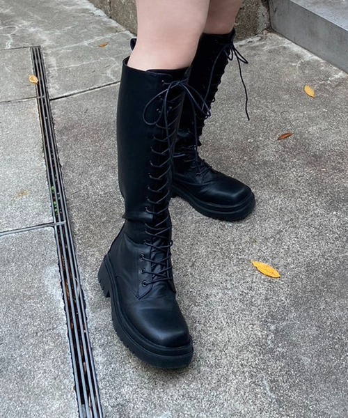 one after another NICE CLAUP（ワンアフターアナザーナイスクラップ）の「レースアップロングブーツ（ブーツ・レディース・ブラック・LARGE/MEDIUM/SMALL）」の6枚目の写真