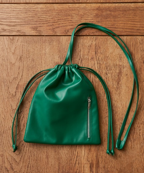 Actually（アクチュアリー）の「フェイクレザー 巾着ショルダー（ショルダーバッグ・レディース・グリーン/パープル・フリー）」の5枚目の写真