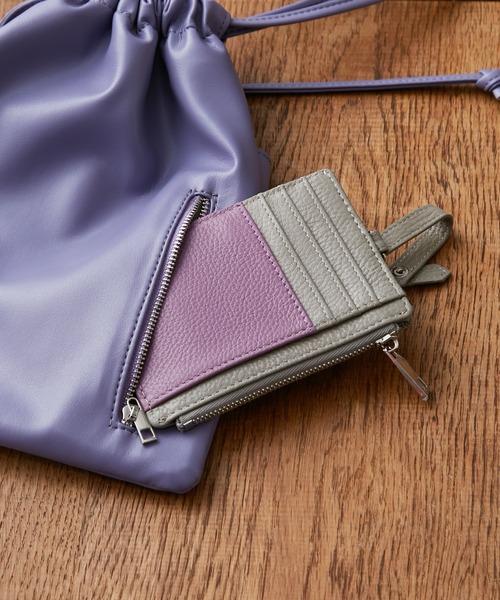 Actually（アクチュアリー）の「フェイクレザー 巾着ショルダー（ショルダーバッグ・レディース・グリーン/パープル・フリー）」の11枚目の写真