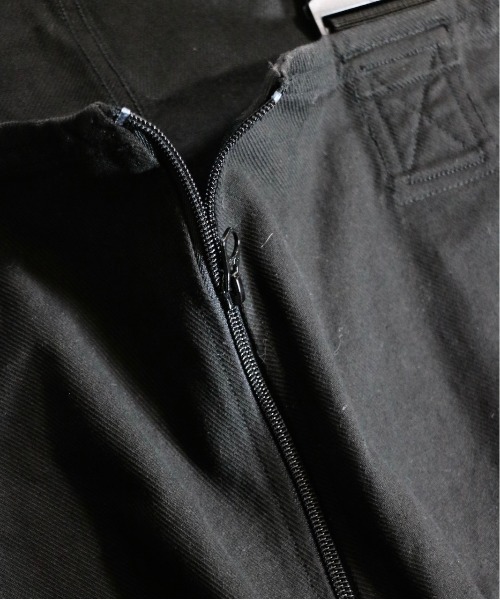 made in standard (メイドインスタンダード)の「MADE IN STANDARD / メイドインスタンダード TWILL SALOPETTE ツイルサロペット(ユニセックス)(つなぎ/オールインワン・メンズ・カーキ/ブラック・LARGE/MEDIUM/SMALL)」の17枚目の写真