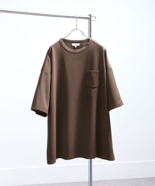 ブラウン ポケット付き Tシャツ NILWAY（ニルウェイ）の「オーバーサイズクルーネックTシャツ