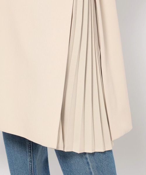 MISCH MASCH(ミッシュマッシュ)の「サイドプリーツトレンチコート(ステンカラーコート・レディース・ピンク/ネイビー/ベージュ・MEDIUM)」の19枚目の写真