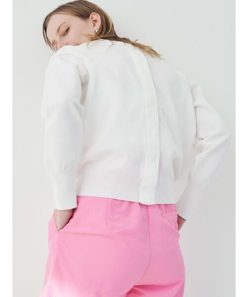 ELENDEEK（エレンディーク）の「ベーシッククルーネックカーディガン（カーディガン/ボレロ・レディース・ブラック/オフホワイト/ブルー・FREE）」の19枚目の写真