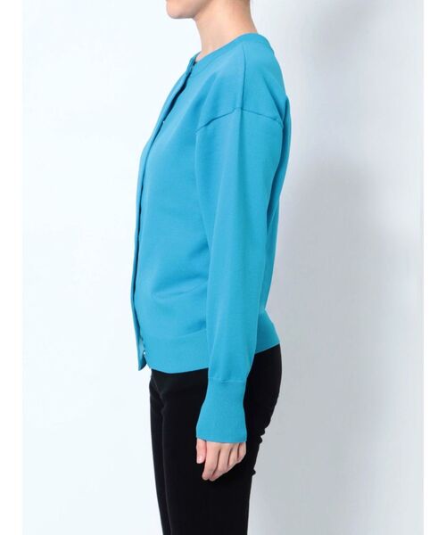 ELENDEEK（エレンディーク）の「ベーシッククルーネックカーディガン（カーディガン/ボレロ・レディース・ブラック/オフホワイト/ブルー・FREE）」の5枚目の写真