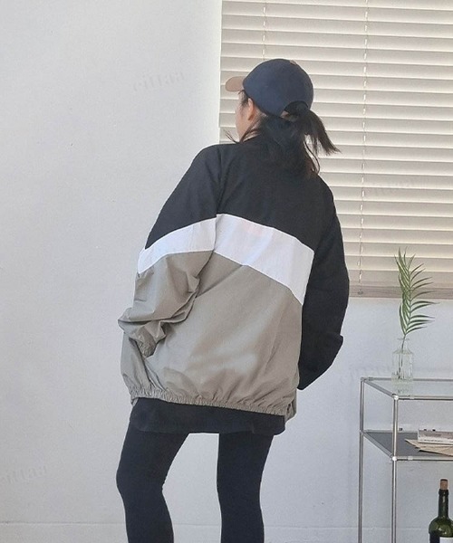 Dalfwin（ダールフィン）の「配色ななめライントラックジャケット（ブルゾン・レディース・ネイビー/カーキ/ブラック・MEDIUM/LARGE）」の5枚目の写真