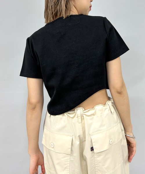 WHO'S WHO gallery(フーズフーギャラリー)の「ウェーブリブTEE(Tシャツ/カットソー・レディース・レッド/グレー/ベージュ/チャコールグレー/ブラック/ホワイト・FREE)」の8枚目の写真