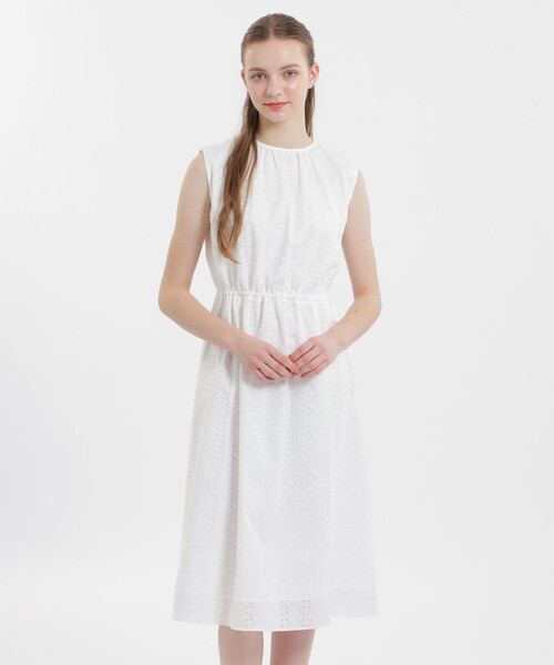 公式 MACKINTOSH PHILOSOPHY（ﾏｯｷﾝﾄｯｼｭ ﾌｨﾛｿﾌｨｰ）の「カットワーク ワンピース