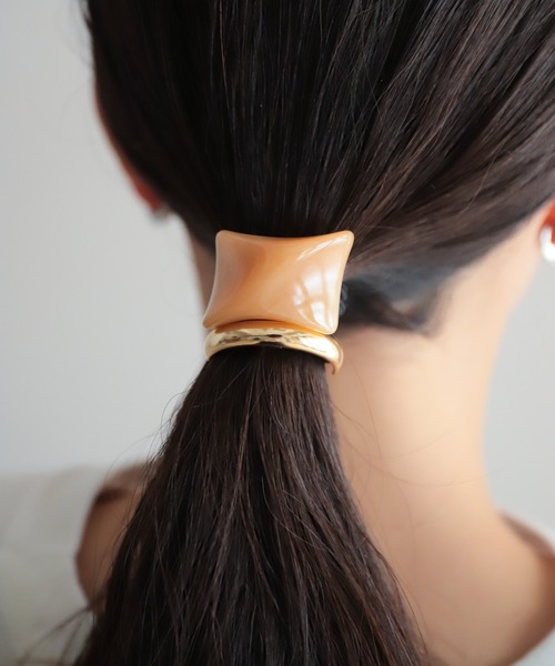 rapiecage(ラピエサージュ)の「メタルラインヘアゴム(その他ヘアアクセサリー・レディース・ゴールド・FREE)」の4枚目の写真