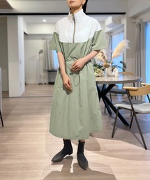 ハーフジップバイカラーシャカシャカワンピース