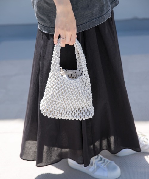 URBAN RESEARCH DOORS（アーバンリサーチドアーズ）の「メッシュミニバッグ（ハンドバッグ・レディース・ブラック/ブルー/アイボリー・-）」の2枚目の写真