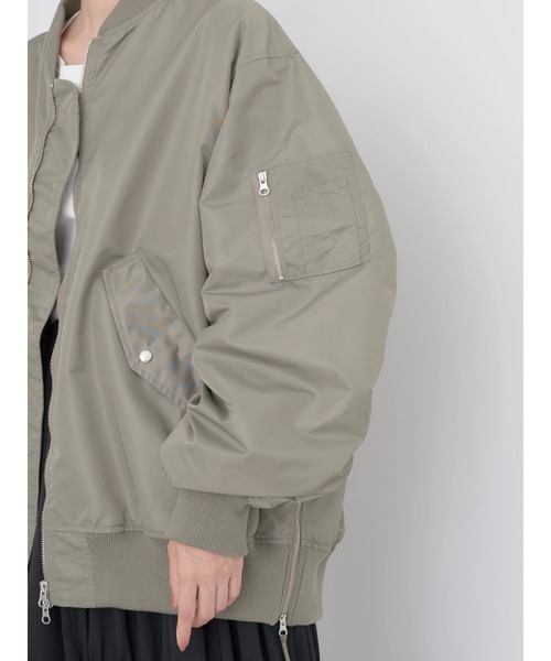 earth music&ecology（アースミュージックアンドエコロジー）の「BIG　MA-1（MA-1・レディース・その他8/ブラック/カーキ・FREE）」の20枚目の写真