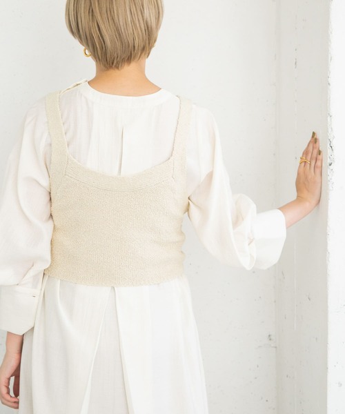 KBF(ケイビーエフ)の「ミニブークレニットビスチェ(ニット/セーター・レディース・ブルー/ブラック/ライトベージュ・ONE)」の3枚目の写真