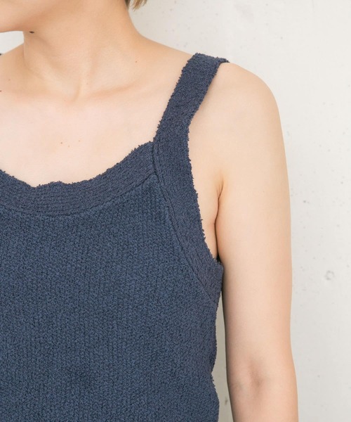 KBF(ケイビーエフ)の「ミニブークレニットビスチェ(ニット/セーター・レディース・ブルー/ブラック/ライトベージュ・ONE)」の19枚目の写真