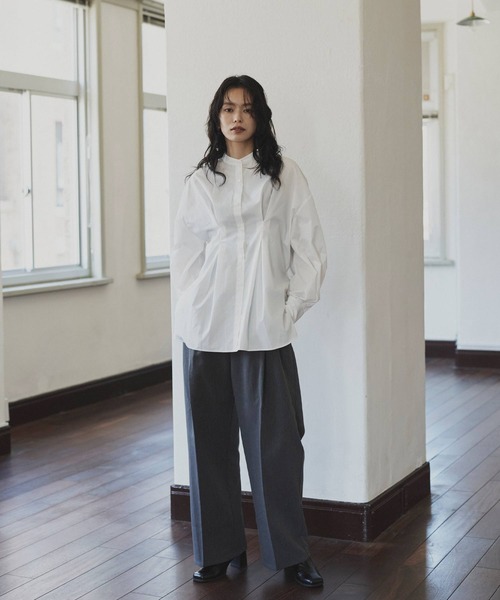 hellam（へラム）の「ウエストタックバンドカラーシャツ（シャツ/ブラウス・レディース・ブルー/オフホワイト・FREE）」の21枚目の写真