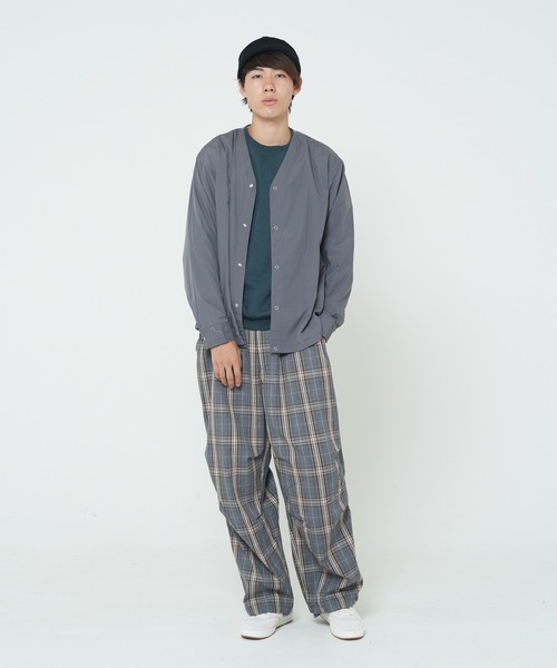 CORISCO(コリスコ)の「ブロードカーデシャツ(M1)(シャツ/ブラウス・メンズ・チャコールグレー/ホワイト/その他1/その他2/ベージュ/ブラック・X-LARGE/MEDIUM/LARGE)」の22枚目の写真