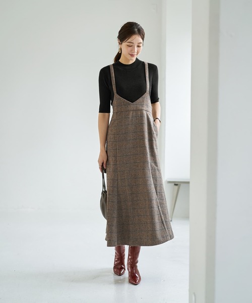 STYLE DELI(スタイルデリ)の「ソフトタッチ◆5分袖ハイネックトップス(ニット/セーター・レディース・ブラウン系その他/ブルー/ブラック/オフホワイト/ライトブラウン/レッド・FREE)」の16枚目の写真