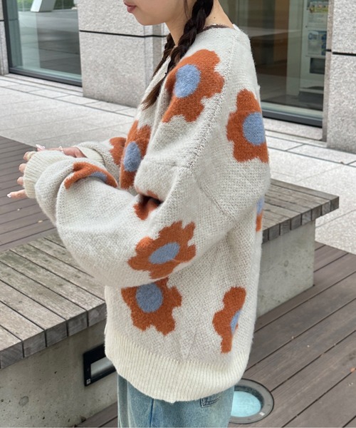 kutir（クティール）の「ふわふわフラワーカーディガン（カーディガン/ボレロ・レディース・グリーン/アイボリー/ネイビー・FREE）」の10枚目の写真