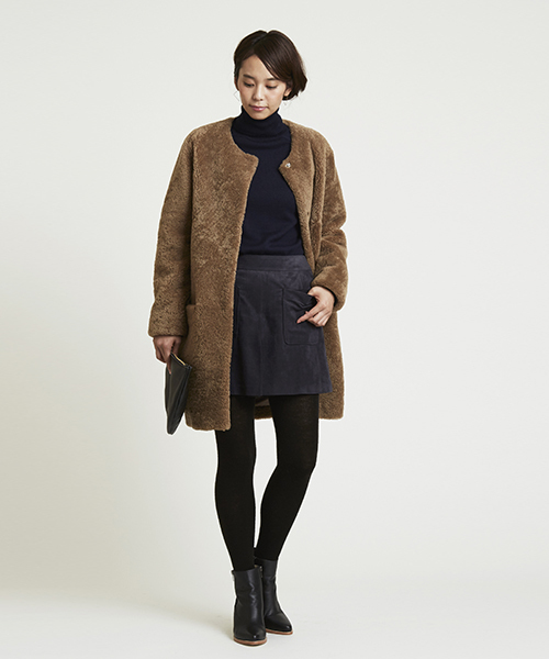 ELFORBR（エルフォーブル）の「オーストラリアムートンコクーンコート（ムートンコート・レディース・ネイビー/キャメル・38）」の12枚目の写真