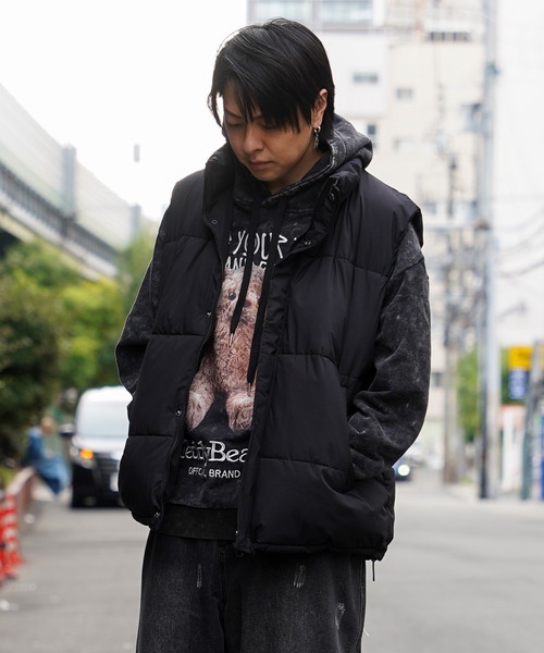 1111clothing(ワンフォークロージング)の「【unisex】スタンドネック パディングベスト / Stand neck padded vest(ダウンベスト・メンズ・チャコール/ホワイト/ブラック/ブラック系/ホワイト系・M/L)」の10枚目の写真
