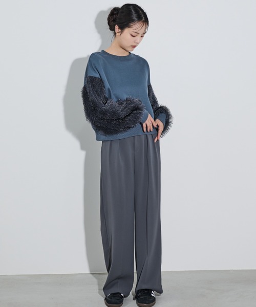 paravion(パラビオン)の「袖フリンジ切替スウェット(スウェット・レディース・ブルー/アイボリー・FREE)」の7枚目の写真