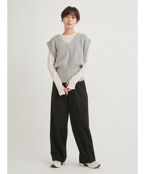 emmi（エミ）の「【emmi atelier】強撚天竺クルーネックカットソー（Tシャツ/カットソー・レディース・ベージュ/イエロー/ダークグレー/ホワイト・FREE）」の15枚目の写真