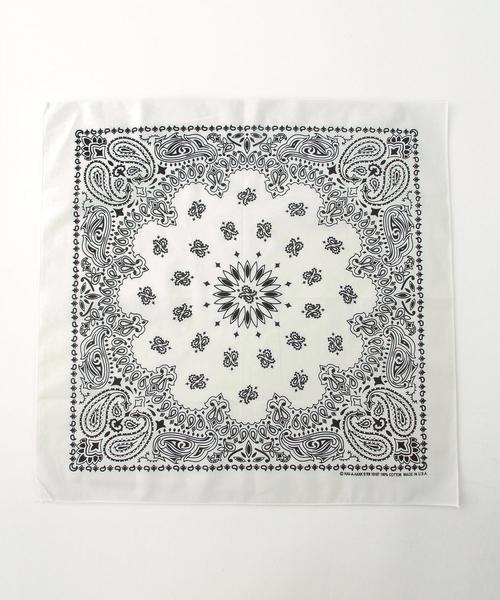 Another Edition(アナザーエディション)の「◆HAV A HANK◆バンダナ/HAV A HANK BANDANNA(バンダナ/スカーフ・レディース・ホワイト/ダークグレー/レッド/ネイビー/ベージュ/その他1/グレー/ワインレッド/イエロー/ライトグレー/ケリー・フリー)」の2枚目の写真