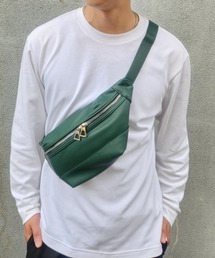 シンセティックレザー ボディバッグ / ショルダーバッグ