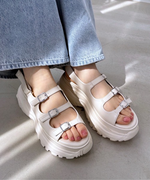 Heather（ヘザー）の「ボリュームソールベルトサンダル　996676（サンダル・レディース・アイボリー/ブラック・M/L）」の2枚目の写真