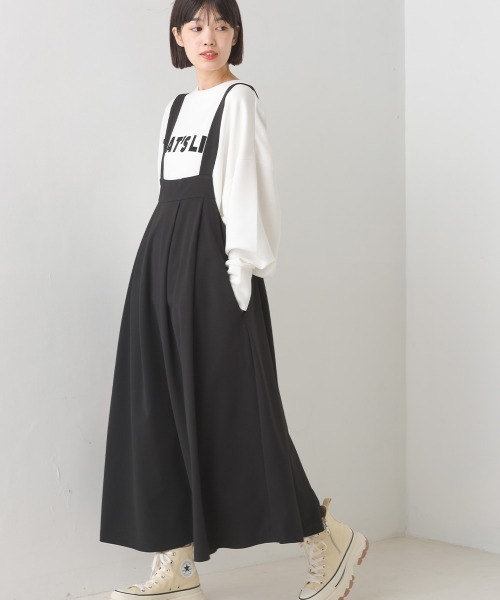 OMNES（オムネス）の「綾織ストレッチサロペットタックスカート（サロペット/オーバーオール・レディース・ブラック/ベージュ・FREE）」の22枚目の写真