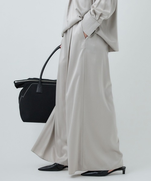 Chaos（カオス）の「Chaos(カオス)/◇大草直子さん着用◇ モーラワイドワイドパンツ　【セットアップ可】（その他パンツ・レディース・スカイブルー系/イエロー系その他/ブラック/ネイビー/グレー/グレー系その他/レモンイエロー/ダークネイビー/ブラウン/アイボリー/ダークブラウン/グレー系その他2/チャコール・FREE）」の14枚目の写真