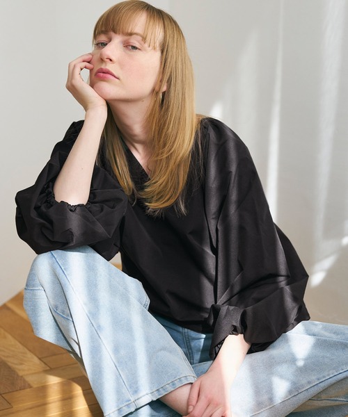 coca(coca)(コカ)の「パリフワVネックブラウス(シャツ/ブラウス・レディース・ブラック/ホワイト・L/M)」の8枚目の写真