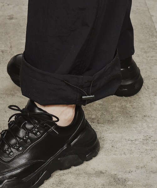 tk.TAKEO KIKUCHI(ティーケータケオキクチ)の「◆デタッチャブルワイドパンツ(その他パンツ・メンズ・グレー/ブラック・02/03)」の15枚目の写真