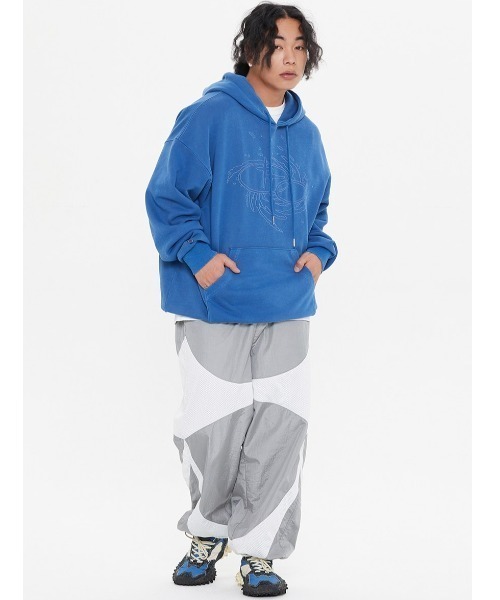 ROMANTIC CROWN(ロマンティッククラウン)の「A'GEM/9 × .kom『ROMANTIC CROWN/ロマンティッククラウン』SHINING LOGO WASHED HOODIE/ロゴワッシング プルオーバーパーカー(パーカー・メンズ・ブラック/ブルー・L/M)」の11枚目の写真
