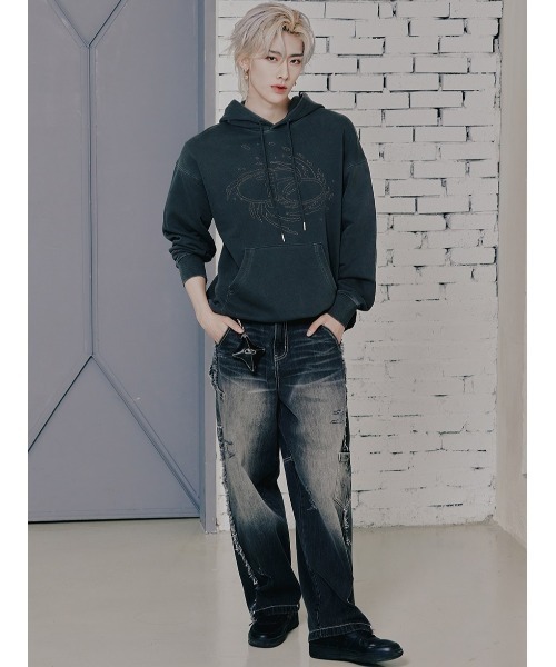 ROMANTIC CROWN(ロマンティッククラウン)の「A'GEM/9 × .kom『ROMANTIC CROWN/ロマンティッククラウン』SHINING LOGO WASHED HOODIE/ロゴワッシング プルオーバーパーカー(パーカー・メンズ・ブラック/ブルー・L/M)」の9枚目の写真