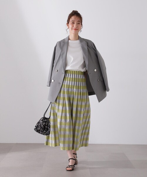 N.（N. Natural Beauty Basic）（エヌエヌナチュラルビューティーベーシック）の「◆シルケットクルーネックＴシャツ（Tシャツ/カットソー・レディース・ベージュ/パープル/ブラック/オフホワイト・MEDIUM）」の18枚目の写真