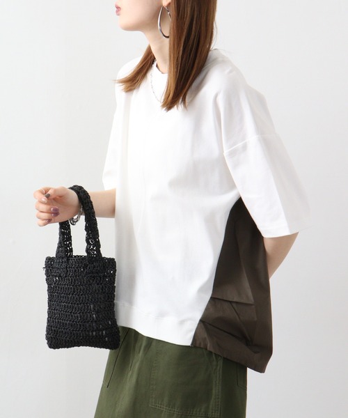 Arinomama(アリノママ)の「Arinomama 異素材ドッキングトップス(Tシャツ/カットソー・レディース・ホワイト/ブラック×グレー/ダークカーキ・FREE)」の10枚目の写真