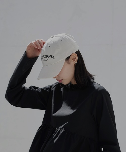 LIAN（リアン）の「CAロゴキャップ（キャップ・レディース・ブラック/ブルー/アイボリー/レッド・FREE）」の2枚目の写真