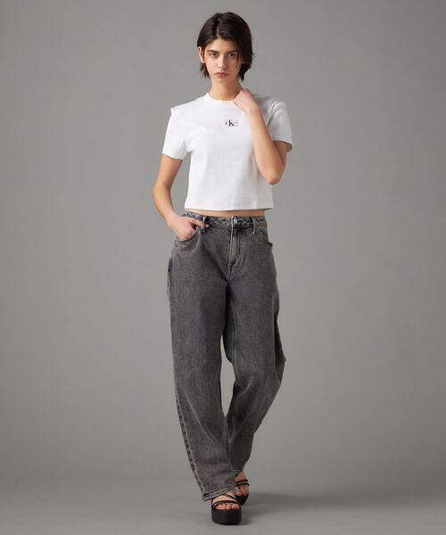 Calvin Klein（カルバン・クライン）の「バッジリブ ショートスリーブ Tシャツ（Tシャツ/カットソー・レディース・ホワイト/ブラック・M/L/S/XS）」の4枚目の写真